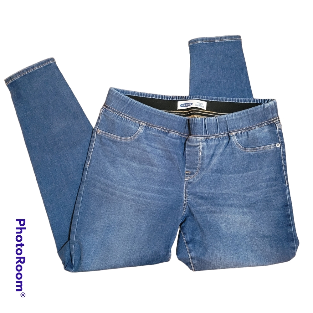 Size 14 Old Navy Rockstar denim jeggings